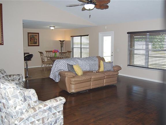 4th image of 1208 Lincoln Ave