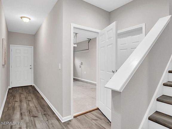 3rd image of 615 & 617 5TH Avenue S