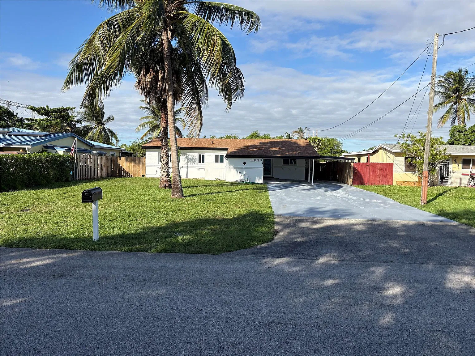 3 bed, 2.5 bath, 1342 sqft, $4,200 — Photo 3