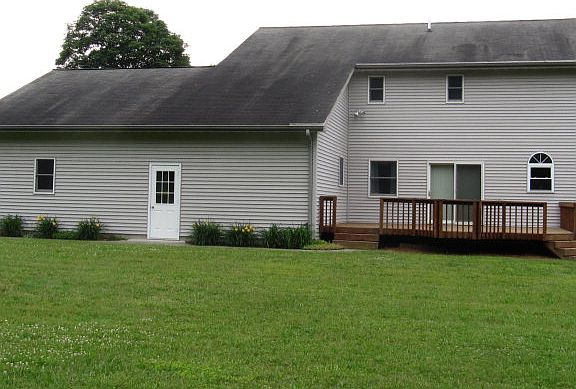 Huge Backyard for Gatherings