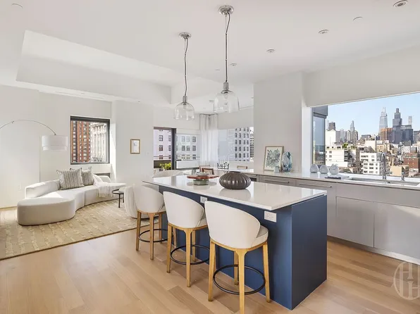 123 3rd Ave Unit Penthouse 17, New York, NY 10003