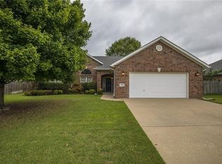 4694 W Trail Dust St, Fayetteville, AR 72704