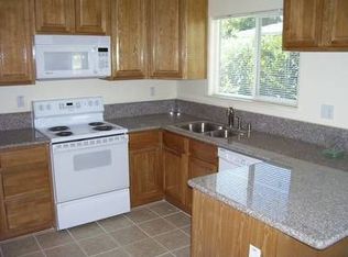 216 Eric Cir, Galt, CA