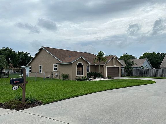 2nd image of 1806 Banyan Creek Cir N