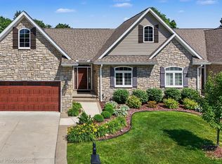 56 Fox Hollow Dr, Metamora, MI 48455