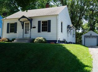 2148 Frisco Dr, Davenport, IA 52804