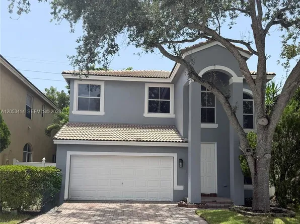4946 SW 38th Way, Fort Lauderdale, FL 33312