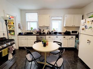 10 Hardwick St #1, Cambridge, MA 02141