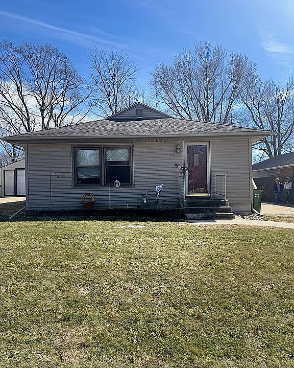 1st image of 602 Pfeiffer Ave