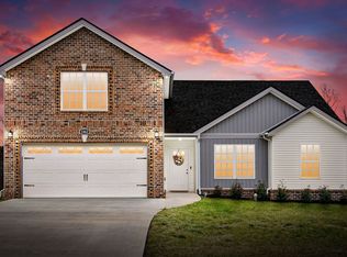 1062 Whitney Dr, Clarksville, TN 37042