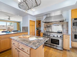 952 8th St, Hermosa Beach, CA 90254