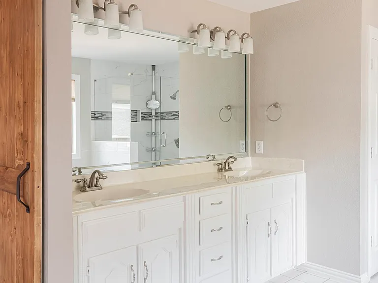 Master vanity
