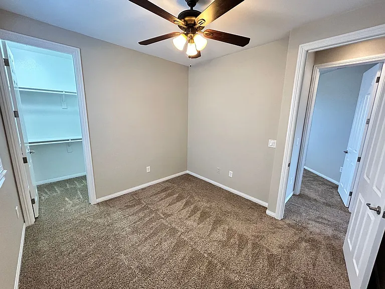 10743 Knickerbocker Ave — Photo 18