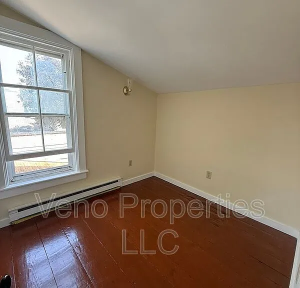 1 Pleasant St #2E — Photo 4