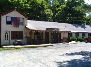 17 Cherry Plain Sq, Berlin, NY 12022