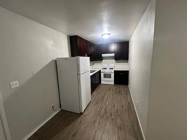 8705 Vanguard Pl — Photo 1
