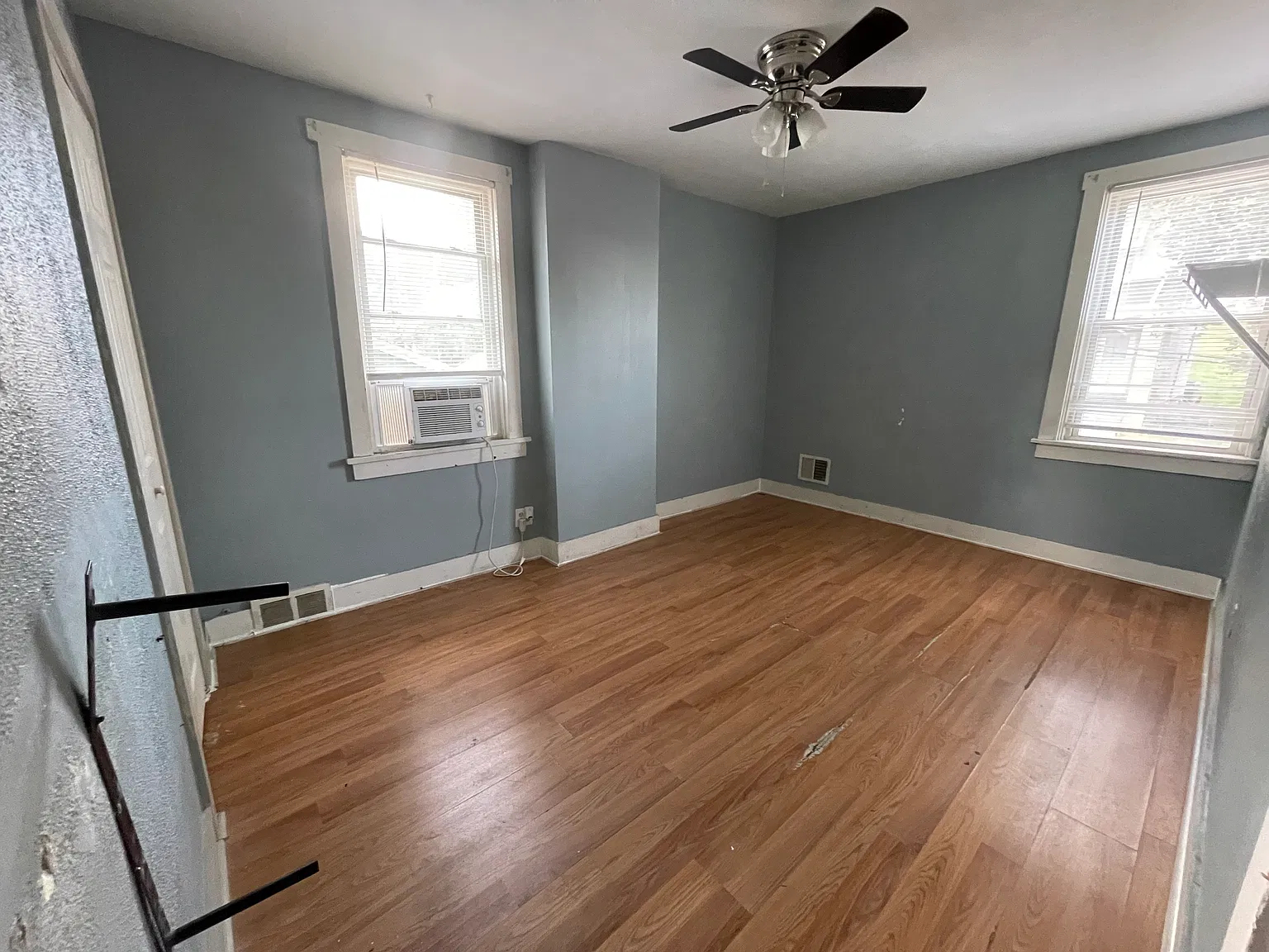 2 bed, 900 sqft, $1,100 — Photo 4
