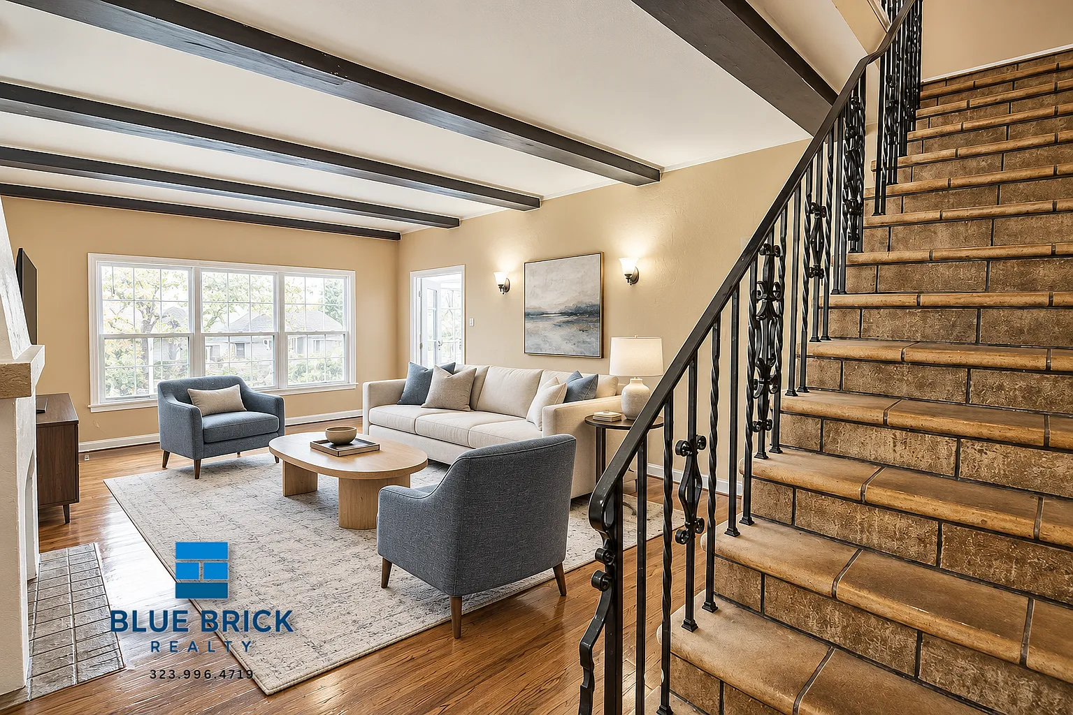 Beverly Grove Gem! 2-Bedroom with Parking & In-Unit Laundry — Photo 4