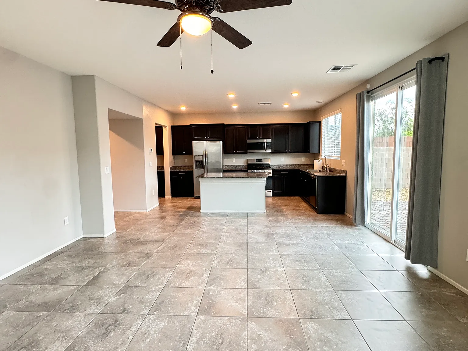 4018 White Opal St — Photo 2
