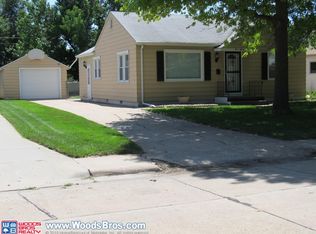 315 E 18th St, Grand Island, NE 68801