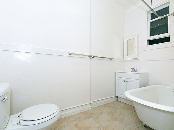 3rd image of 721 Bush St #G303