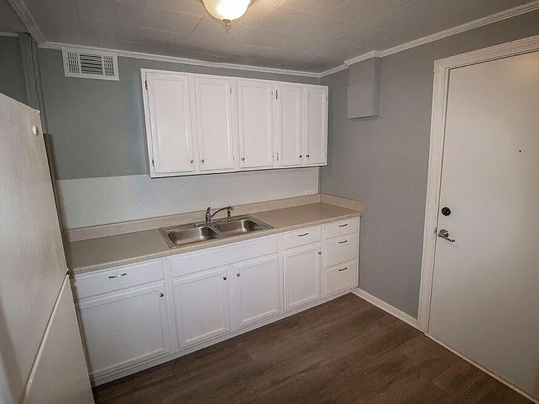 1507 W Worley St — Photo 6