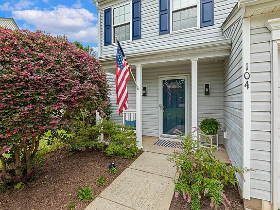 3rd image of 104 Tetteridge Ct