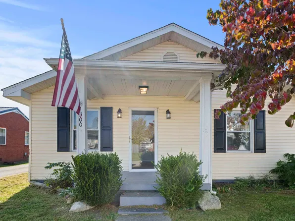 1300 Clark St, Flatwoods, KY 41139