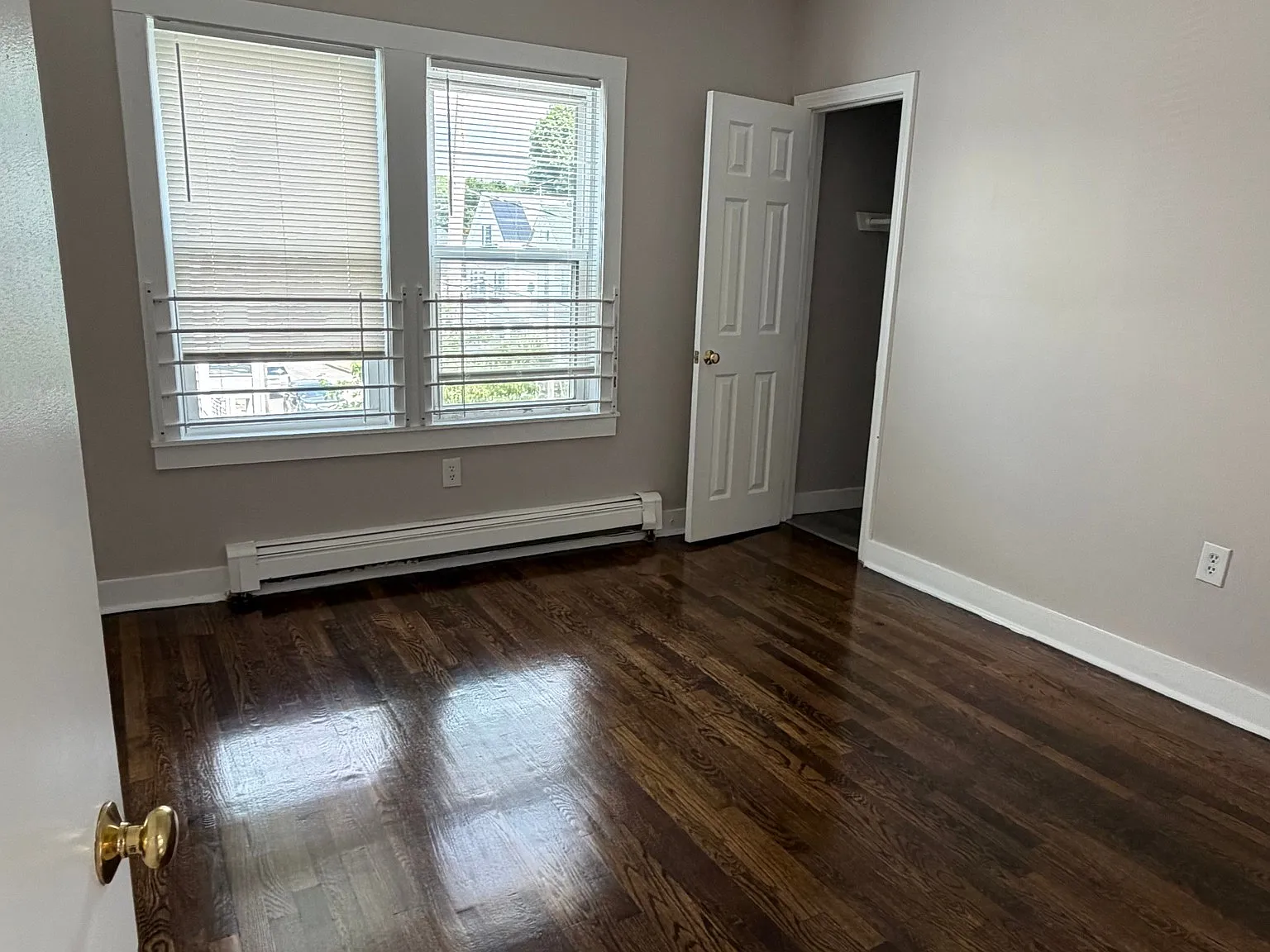 2 bed, 1.0 bath, $2,600 — Photo 2