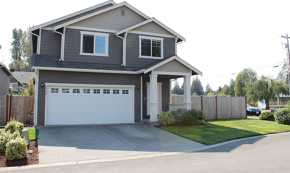 1st image of 9906 2nd Pl NE