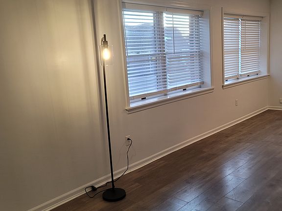 L-Shaped Living room