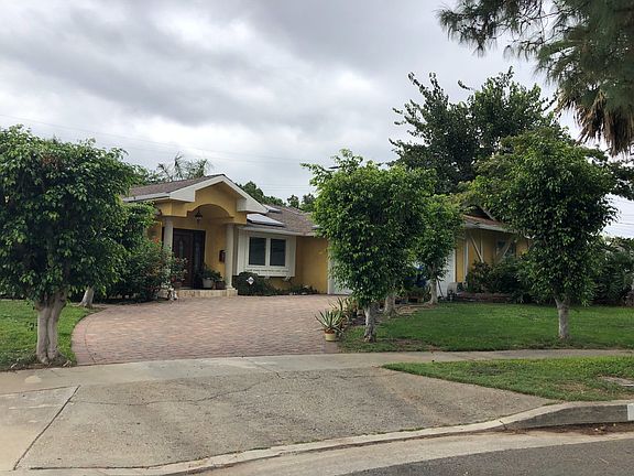 3rd image of 23021 Elkwood St