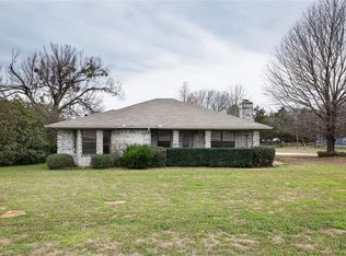 1430 Knob Hill Rd, Azle, TX 76020