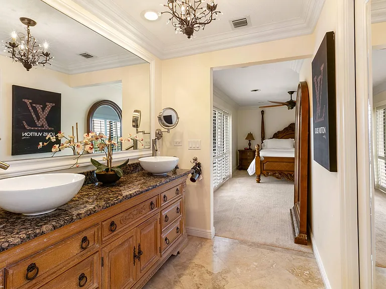 14965 Oatland Ct — Photo 34