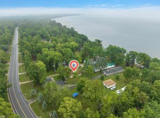 6789 E Houghton Lake Dr, Houghton Lake, MI 48629
