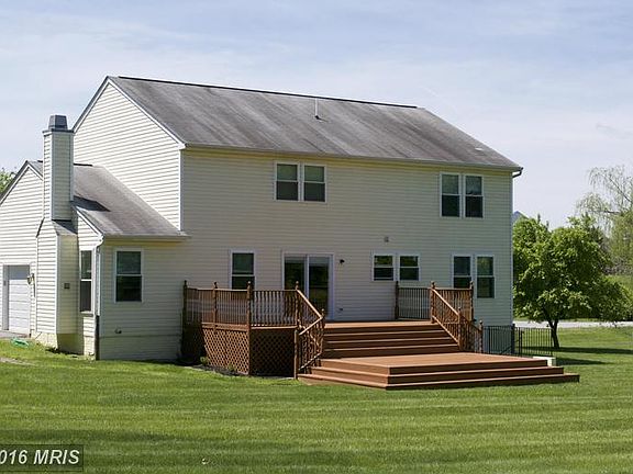 5th image of 722 Mara Rose Ln