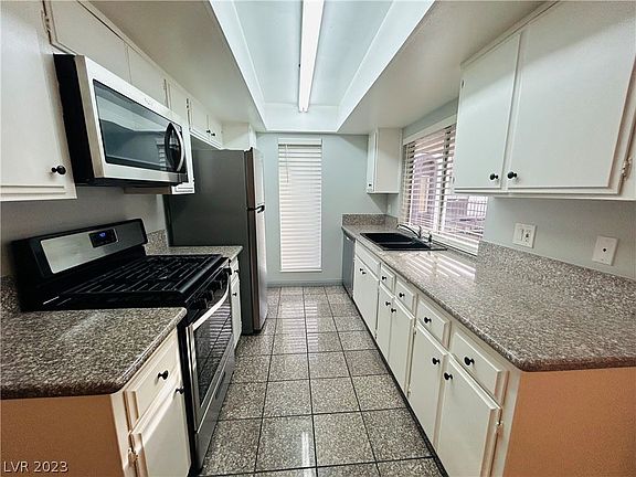 3rd image of 1405 Vegas Valley Dr APT 284