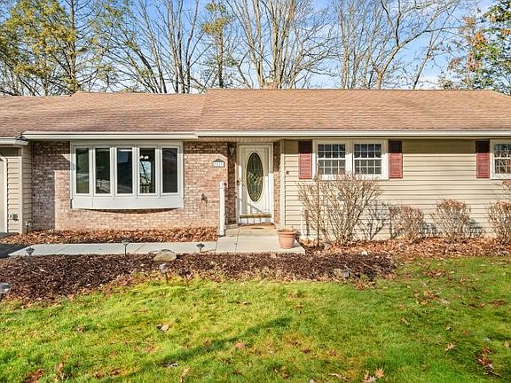 2nd image of 3117 Cortland Dr