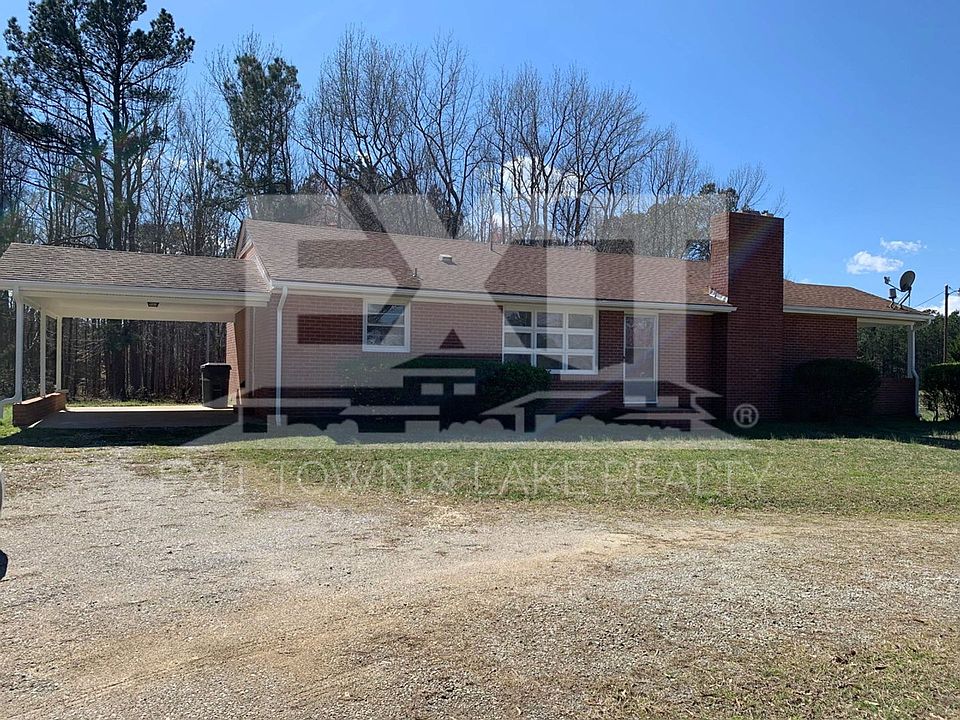 1st image of 1315 Country Ln