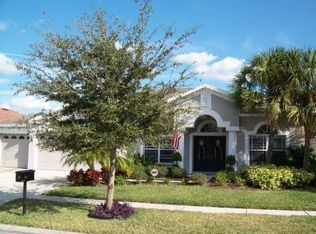 6024 Palomaglade Dr, Lithia, FL 33547