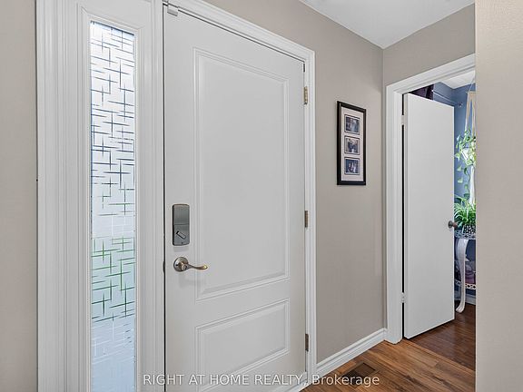 4th image of 50 Haddington St #6