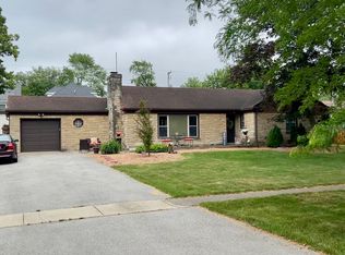 145 S Maple St, Frankfort, IL 60423