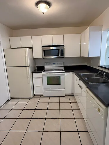 404 NW 68th Ave #206 Photo 1
