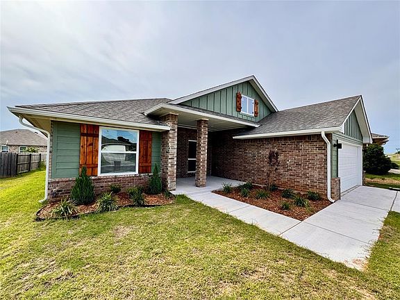 3rd image of 9424 Ashford Dr