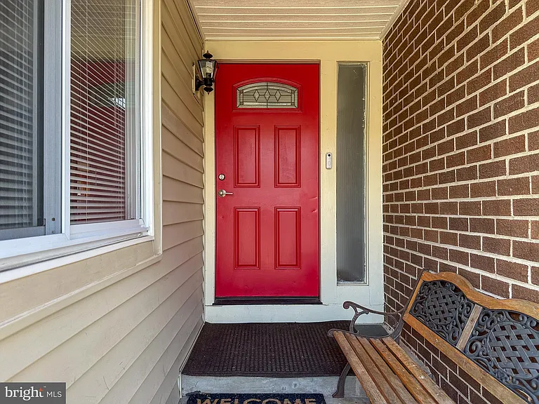 13327 Schwenger Pl — Photo 53