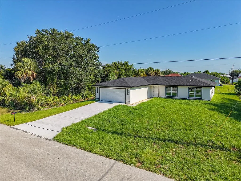 3 bed, 2.0 bath, 1600 sqft, $2,300 — Photo 4