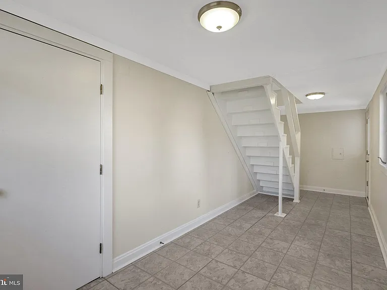 2031 Hillside Dr — Photo 83