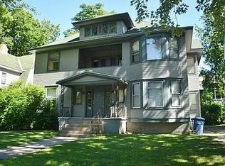 704 W Green St #2, Urbana, IL 61801