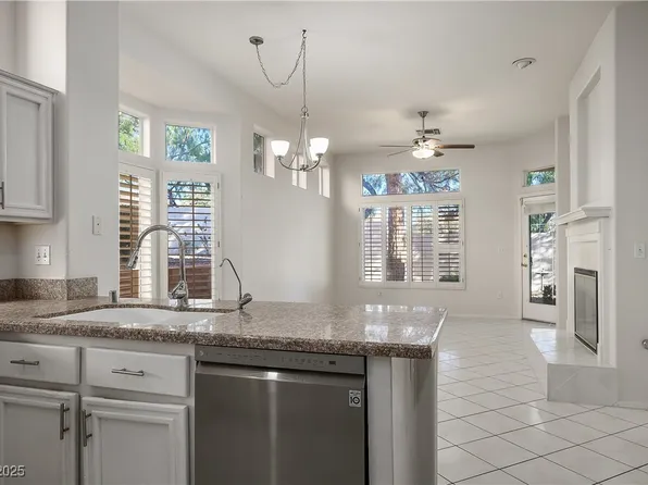 10336 Frostburg Ln, Las Vegas, NV 89134
