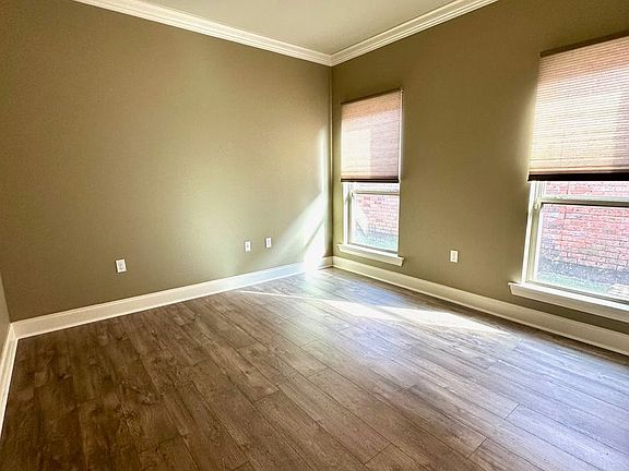 4th image of 5379 Courtyard Dr